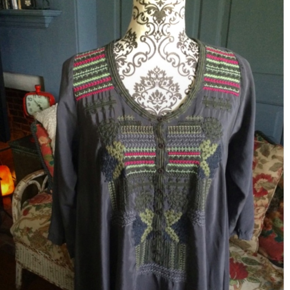 Johnny Was BIYA tunic dress 100% Silk Medium